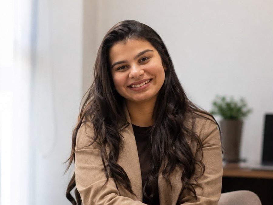Karolynn Llanos, founder of Zoe Cleaning Services TX